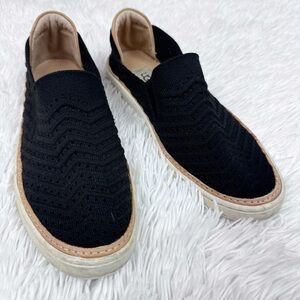 Ugg Women's Sammy knit upper slip on shoes in black